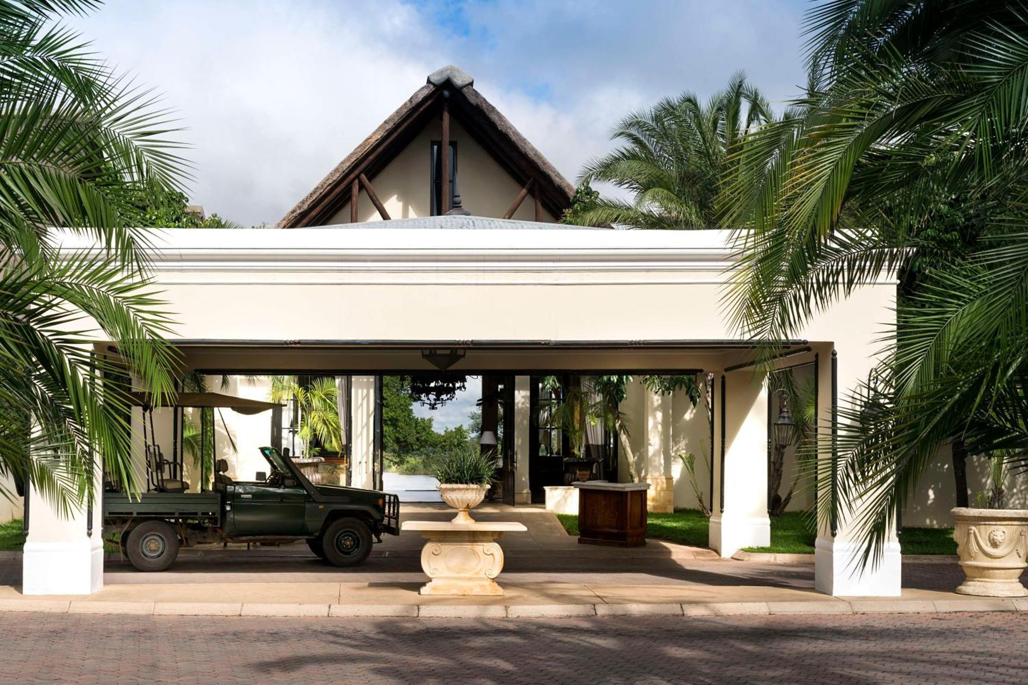 Royal Livingstone Hotel By Anantara Exterior foto